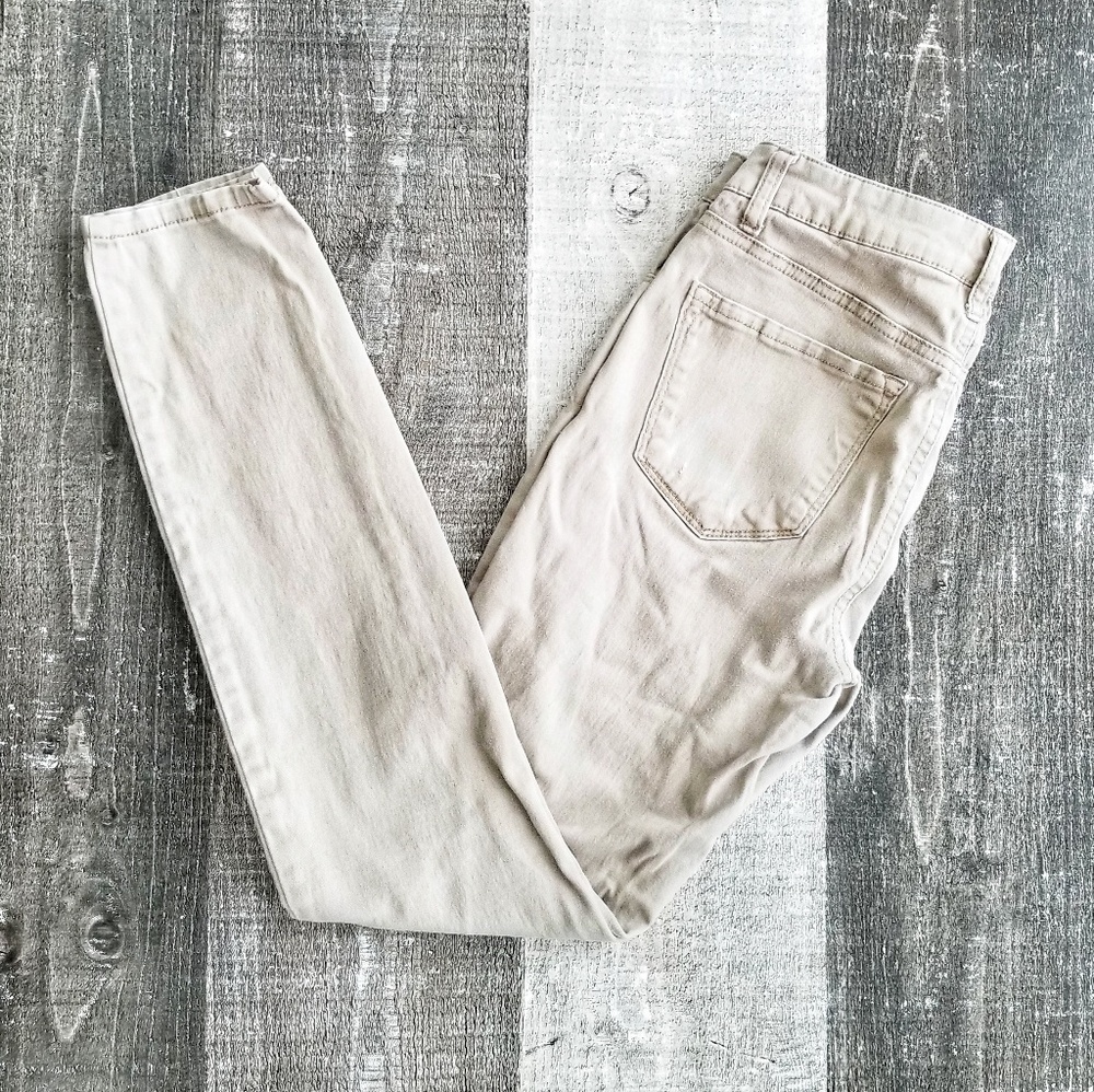 Charlotte Russe | Mid-Rise Stretch Khaki Jegging